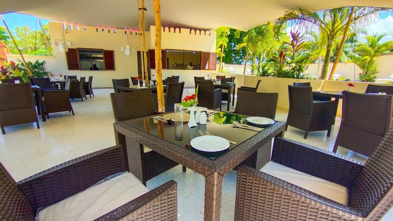 Golden Palm Boutique Zanzibar Hotel ภายนอก รูปภาพ
